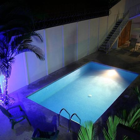 Tuanis Aparthotel Jacó Habitación foto