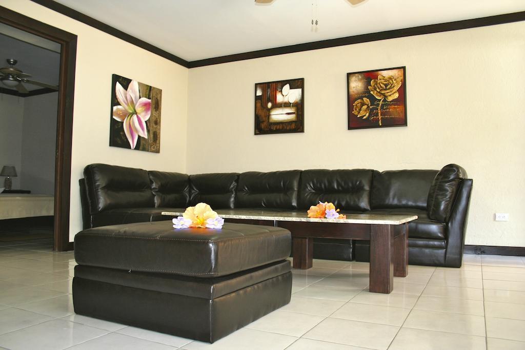 Tuanis Aparthotel Jacó Habitación foto